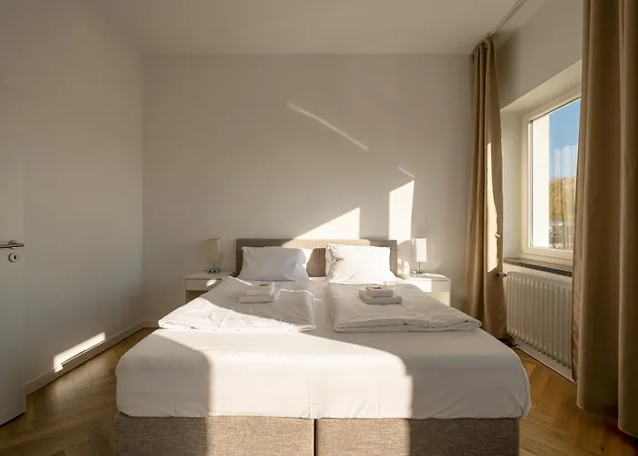 Airport Fuer 4 - Smart Tv - Kueche - Echarger Apartment *